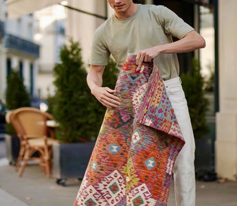 Kilim eller orientalisk matta – vilket passar din hall bäst?