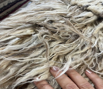 Handmade Carpets Win: A Lasting Choice Over Machine-Made Rugs