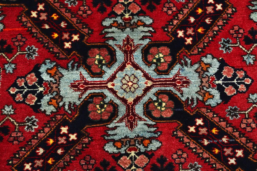 Shirvan Red