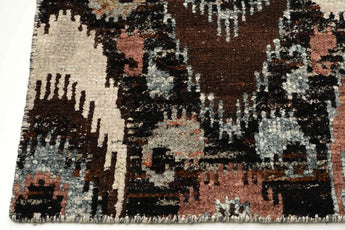 Sari Silke Brown