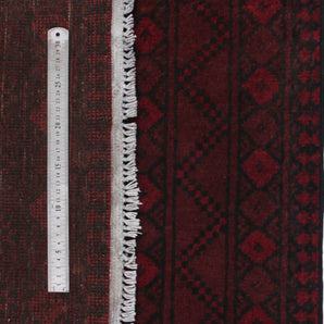 Handknuten Akhche matta in rich colors, 141 x 103 cm, showcasing intricate patterns and traditional Afghan design.
