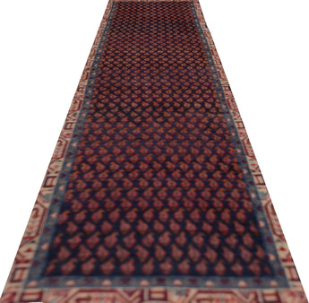 Handwoven Arak Oriental rug by Orientmattor, classic carpet with intricate patterns, measuring 306 x 85 cm.