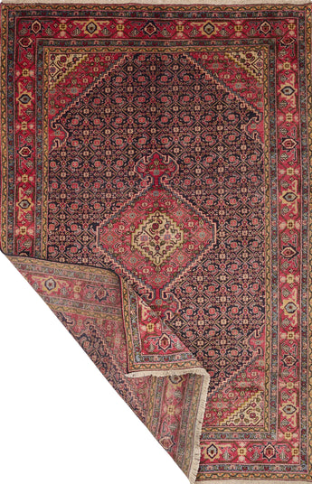 Orientmattor Ardebil Persian handknuten matta, 284x190 cm, intricate classic carpet with detailed patterns and rich colors.