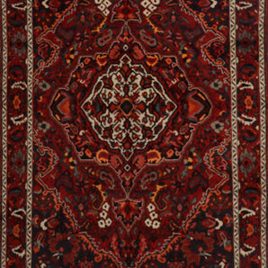 Classic Oriental hand-knuten Bakhtiar rug, 306 x 209 cm, by Orientmattor, featuring intricate traditional patterns.
