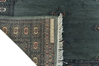 Orientmattor Handknuten Bokhara Oriental carpet, 130x95 cm, showcasing intricate traditional patterns and rich colors.