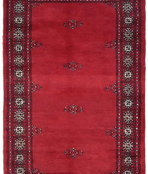 Handwoven Bokhara Oriental rug from Orientmattor, 141x80 cm, featuring traditional patterns and rich colors.