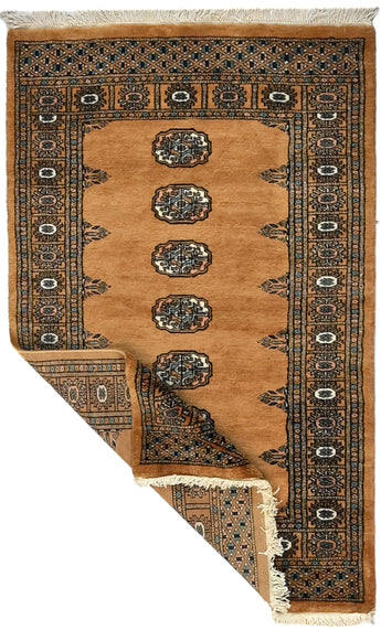 Orientmattor Handknuten Matta Bokhara Oriental, classic rug in 147x92 cm with intricate patterns and rich colors.