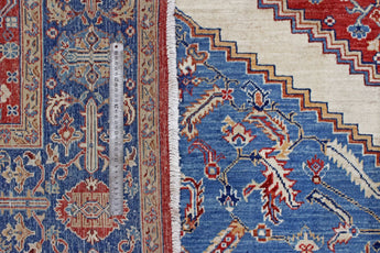 Orientmattor classic handwoven Dehbaft Oriental rug, 292x201 cm, detailed patterns and rich colors in natural wool fibers.