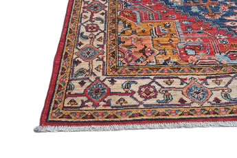 Orientmattor Handknuten Farahan Oriental rug, 201x150 cm, classic carpet with intricate design and warm colors.