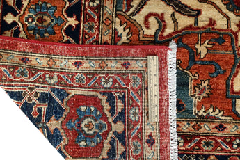 Handwoven Heriz Oriental rug by Orientmattor, classic 308x250 cm carpet with intricate patterns and rich colors.