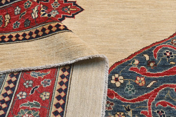 Handwoven Heriz Oriental rug by Orientmattor, classic carpet with intricate patterns, measuring 354 x 267 cm.