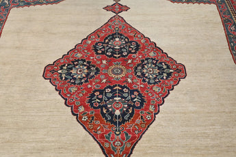 Handknuten Heriz Oriental rug by Orientmattor, classic carpet with intricate patterns, measuring 354 x 267 cm.
