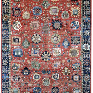Handwoven Heriz Oriental rug by Orientmattor, classic carpet in 360x275 cm with intricate geometric patterns.