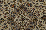 Handknuten Kashan Oriental carpet by Orientmattor, 211x142 cm, featuring intricate classic design and detailed floral motifs.