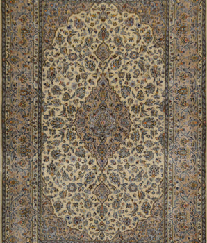Handknuten Kashan Oriental rug by Orientmattor, classic carpet with intricate patterns, measuring 220 x 142 cm.
