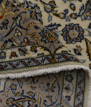 Handknuten Kashan Oriental rug in classic design, 220 x 142 cm, by Orientmattor, featuring intricate patterns and rich colors.