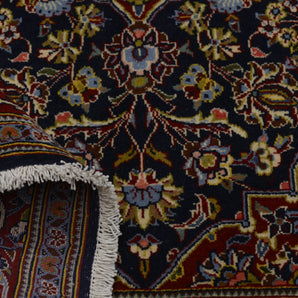 Handknuten Kashan Oriental carpet from Orientmattor, 234x142 cm, featuring intricate classic carpet design.