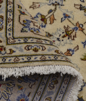 Handknuten Kashan Oriental carpet from Orientmattor, 275 x 200 cm, featuring intricate classic design and rich colors.