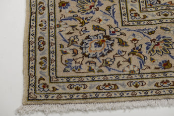 Handknuten Kashan Oriental rug from Orientmattor, classic 275x200 cm carpet with intricate design and rich colors.