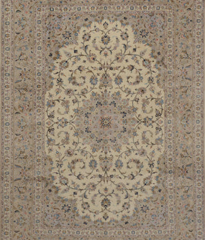 Handknuten Kashan Oriental rug, classic carpet with intricate patterns, measuring 343x243 cm, by Orientmattor.