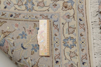 Handknuten Kashan Oriental rug from Orientmattor, classic carpet with intricate patterns, measuring 343 x 243 cm.