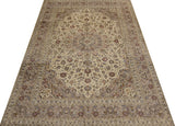 Handwoven Kashan Oriental rug by Orientmattor, classic carpet with intricate patterns, measuring 348 x 243 cm.