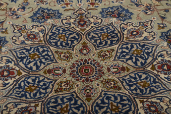 Handknuten Kashan Oriental rug by Orientmattor, classic carpet with intricate patterns, size 365x240 cm, Nr. 65202.