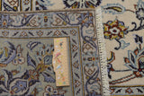 Handknuten Kashan Oriental rug by Orientmattor, 388 x 282 cm, featuring intricate classic carpet design.