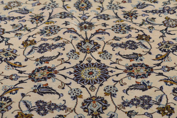 Handknuten Kashan Oriental rug by Orientmattor, classic carpet in beige and red, measuring 388 x 282 cm with intricate patterns.