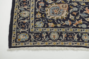 Handknuten Kashan Oriental rug by Orientmattor, classic 390x278 cm carpet with intricate patterns and traditional design.