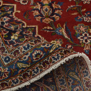 Handwoven Kashan Oriental rug by Orientmattor, classic carpet with intricate patterns, measuring 392 x 288 cm