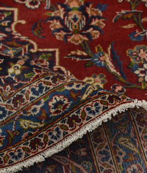 Handwoven Kashan Oriental rug by Orientmattor, classic carpet with intricate patterns, measuring 392 x 288 cm