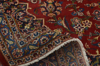 Handwoven Kashan Oriental rug by Orientmattor, classic carpet with intricate patterns, measuring 392 x 288 cm