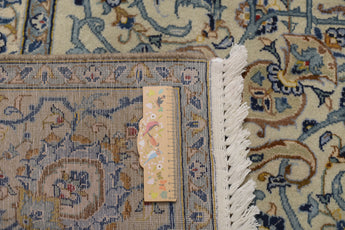 Orientmattor Kashan Oriental handwoven carpet, 405x295 cm, classic design with intricate patterns and rich colors.