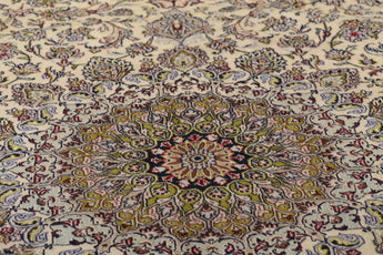Handknuten Kashan Oriental rug from Orientmattor, classic carpet in 405x295 cm with intricate traditional design.