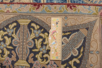 Orientmattor handknuten Kerman Oriental carpet in 315x232 cm with intricate traditional patterns, classic design and rich colors.