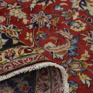 Handwoven Nadjafabad Oriental rug by Orientmattor, classic carpet with intricate pattern, measuring 338 x 253 cm.