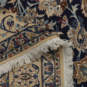 Handknuten Nain Oriental carpet, classic style, 211 x 127 cm, by Orientmattor, with intricate traditional patterns.