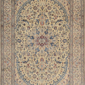 Handknuten Nain Oriental classic carpet, 310x202 cm, by Orientmattor featuring intricate traditional patterns.