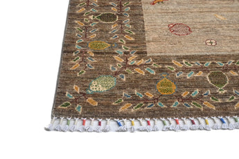 Orientmattor Handknuten Nar Oriental classic carpet, 204 x 152 cm, detailed woven design with traditional patterns.