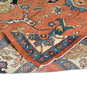 Orientmattor Handknuten Matta Serapi Oriental, classic carpet, 348x274 cm, detailed pattern in rich warm tones.