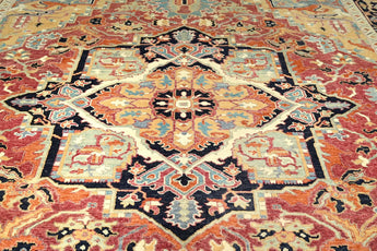 Orientmattor handknuten Serapi Oriental handwoven carpet, 362x278 cm with intricate traditional patterns.