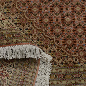 Handknuten Tabriz Oriental carpet by Orientmattor, 298x200 cm, classic woven design with intricate patterns and rich colors.
