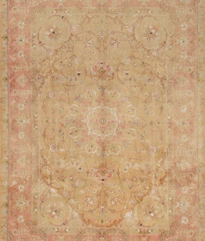 Handknuten Tabriz Oriental carpet in classic design, 338x240 cm, by Orientmattor, showcasing detailed patterns and rich colors.