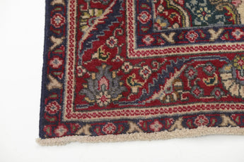 Handwoven Tabriz Persian carpet by Orientmattor, 190x140 cm, featuring intricate classic Persian design on soft wool.
