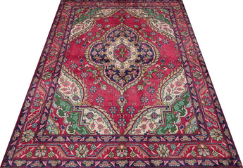 Handknuten Tabriz Persian rug by Orientmattor, classic carpet with intricate design, measuring 193 x 138 cm.