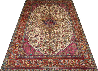 Handknuten Tabriz Persian carpet by Orientmattor, 293x192 cm, featuring intricate traditional patterns and rich colors.