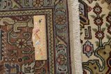 Handknuten Tabriz Persian rug in classic style, 293x192 cm, featuring intricate designs and vibrant colors from Orientmattor.