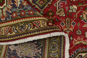 Handwoven Tabriz Persian rug by Orientmattor, classic 296x200 cm carpet with intricate floral patterns and rich colors.