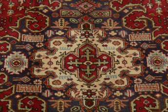 Handknuten Tabriz Persian carpet in classic style, measuring 296x200 cm, by Orientmattor, with intricate traditional patterns.